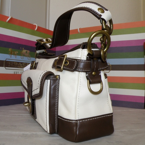 ❤️NEW MINT COACH LEGACY 65TH ANNIVERSARY BROWN & OFF-WHITE LEATHER SHOULDER BAG - Picture 6 of 10